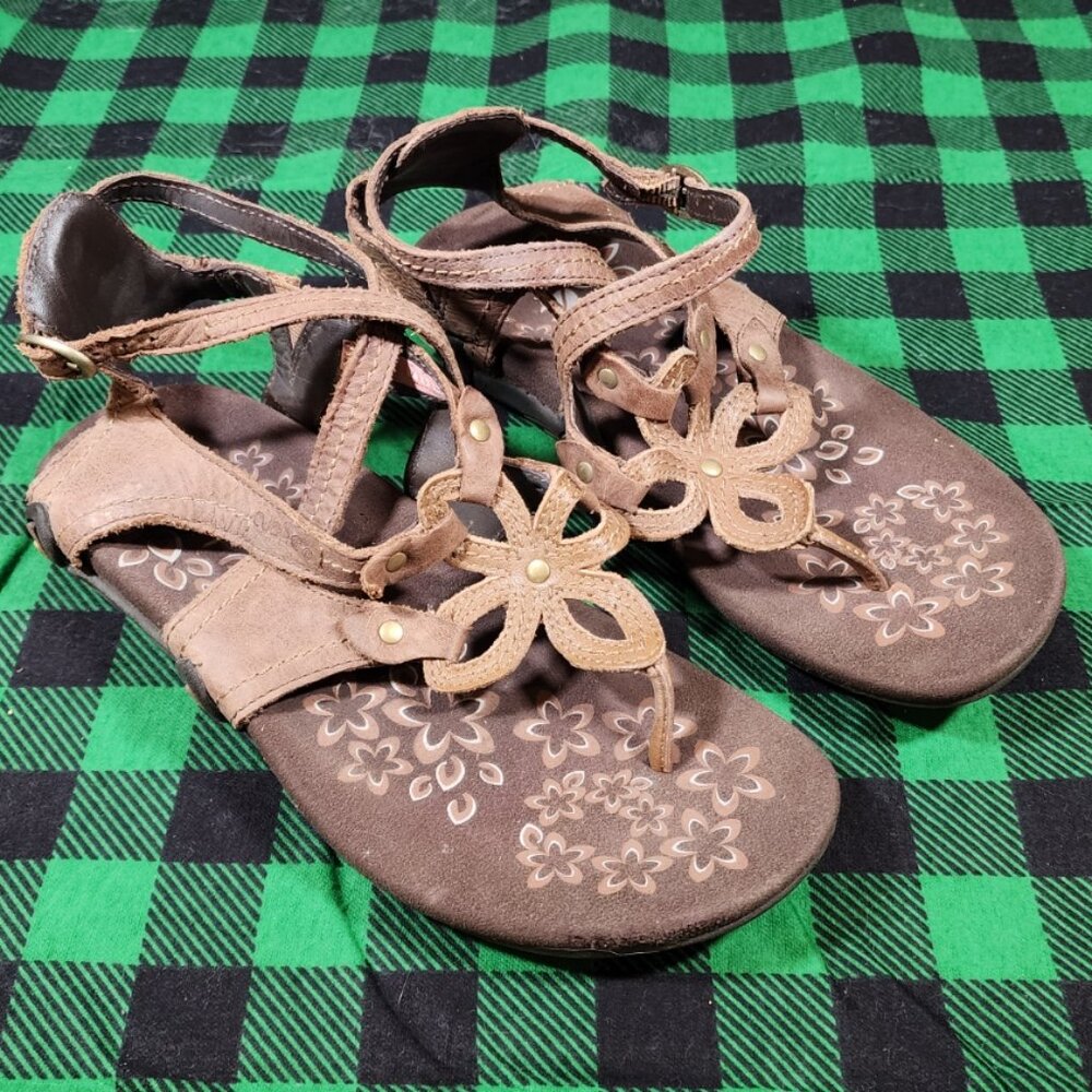 Women's Cushe® Sierra Sandals Size US 7